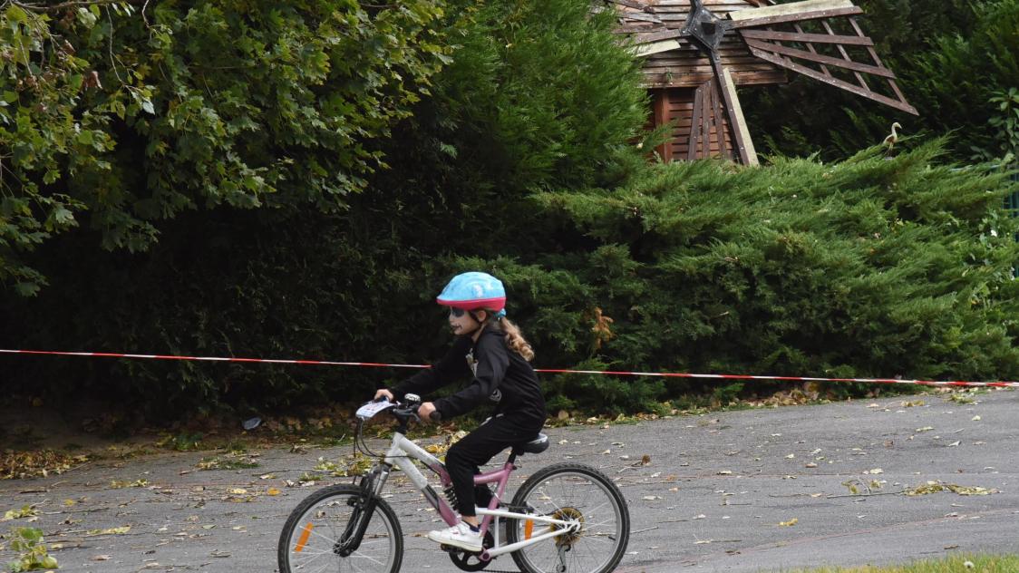 La 3e Voltigeuse enflamme le quartier laonnois de Moulin Roux